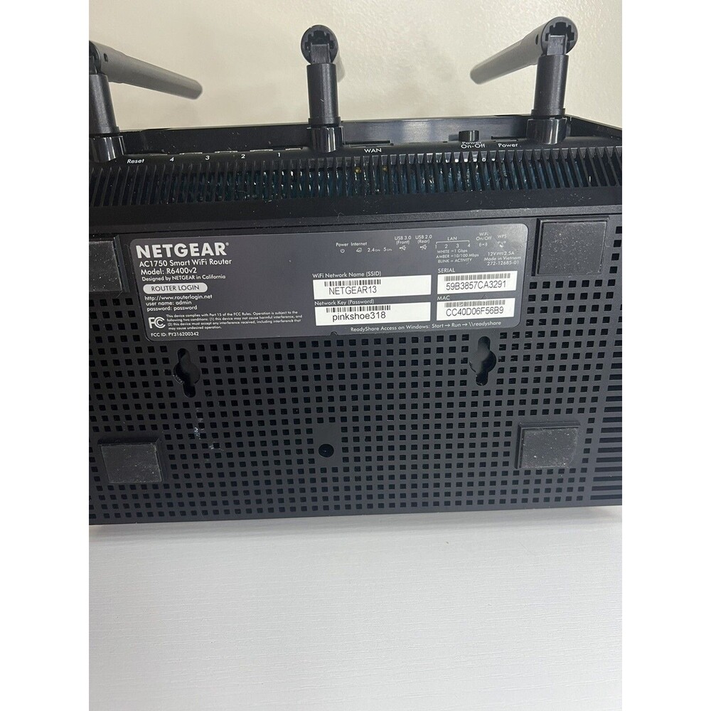 NETGEAR R6400v2 Nighthawk AC1750 Smart WiFi Router - Picture 7 of 7